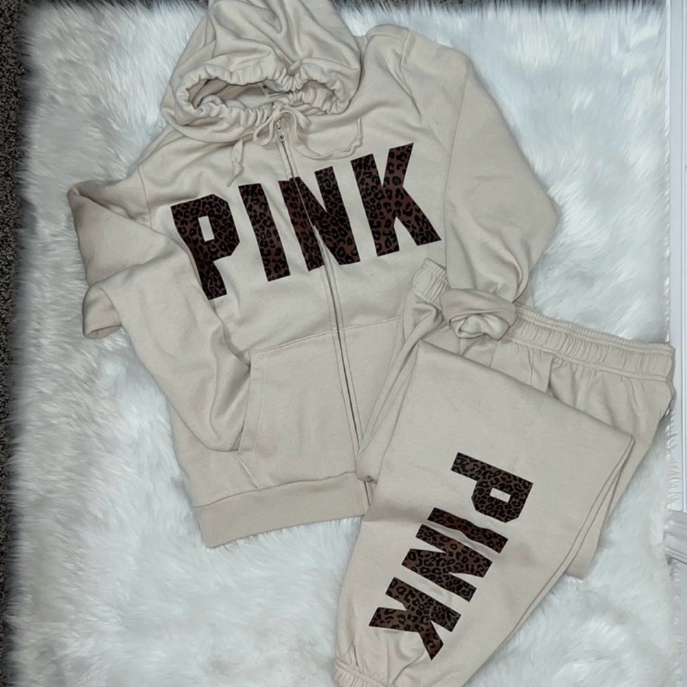 PINK Victoria's Secret Leopard Print Campus Sweatpants - Picture 2 of 10